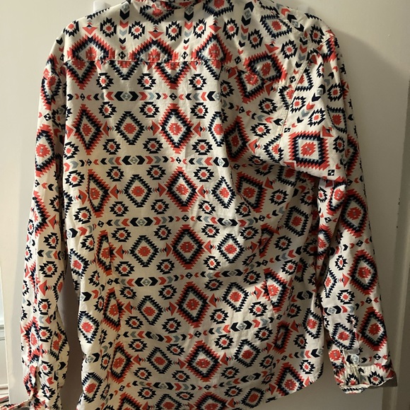 Aztec pattern button up - Picture 4 of 4